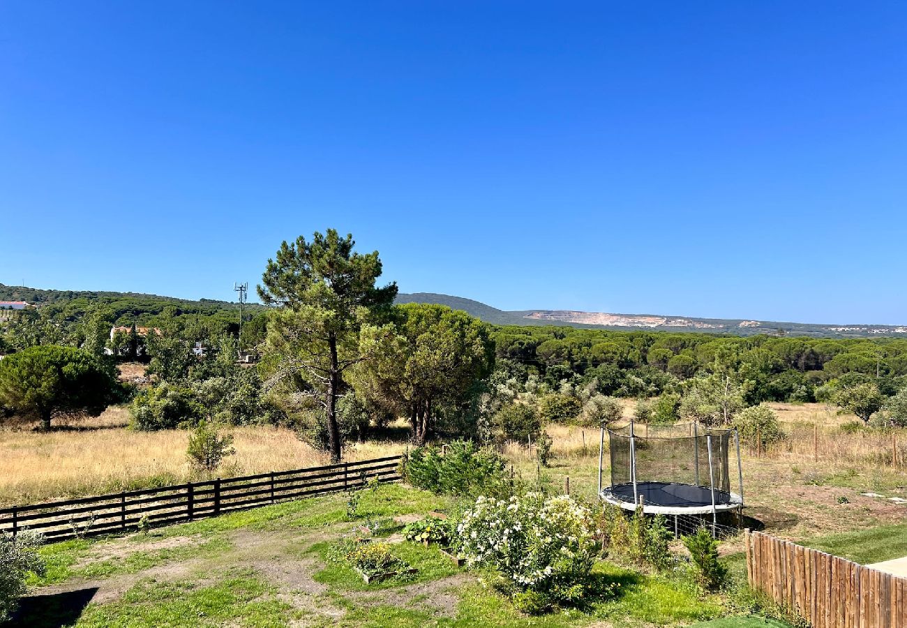 Villa in Azeitão - Da Serra Guest House / Serra da Arrábida