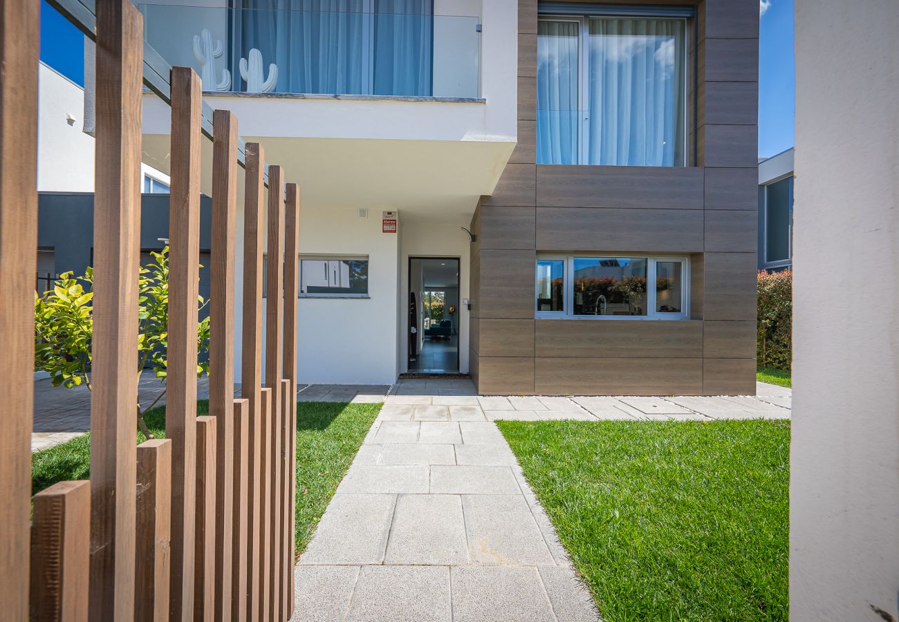 House in Aroeira - Casa Nilo Design - Villa avec piscine près des pla