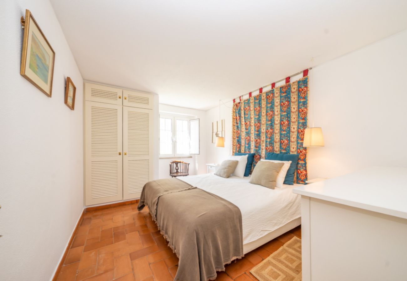 House in Azeitão - Casa d'Aroeira