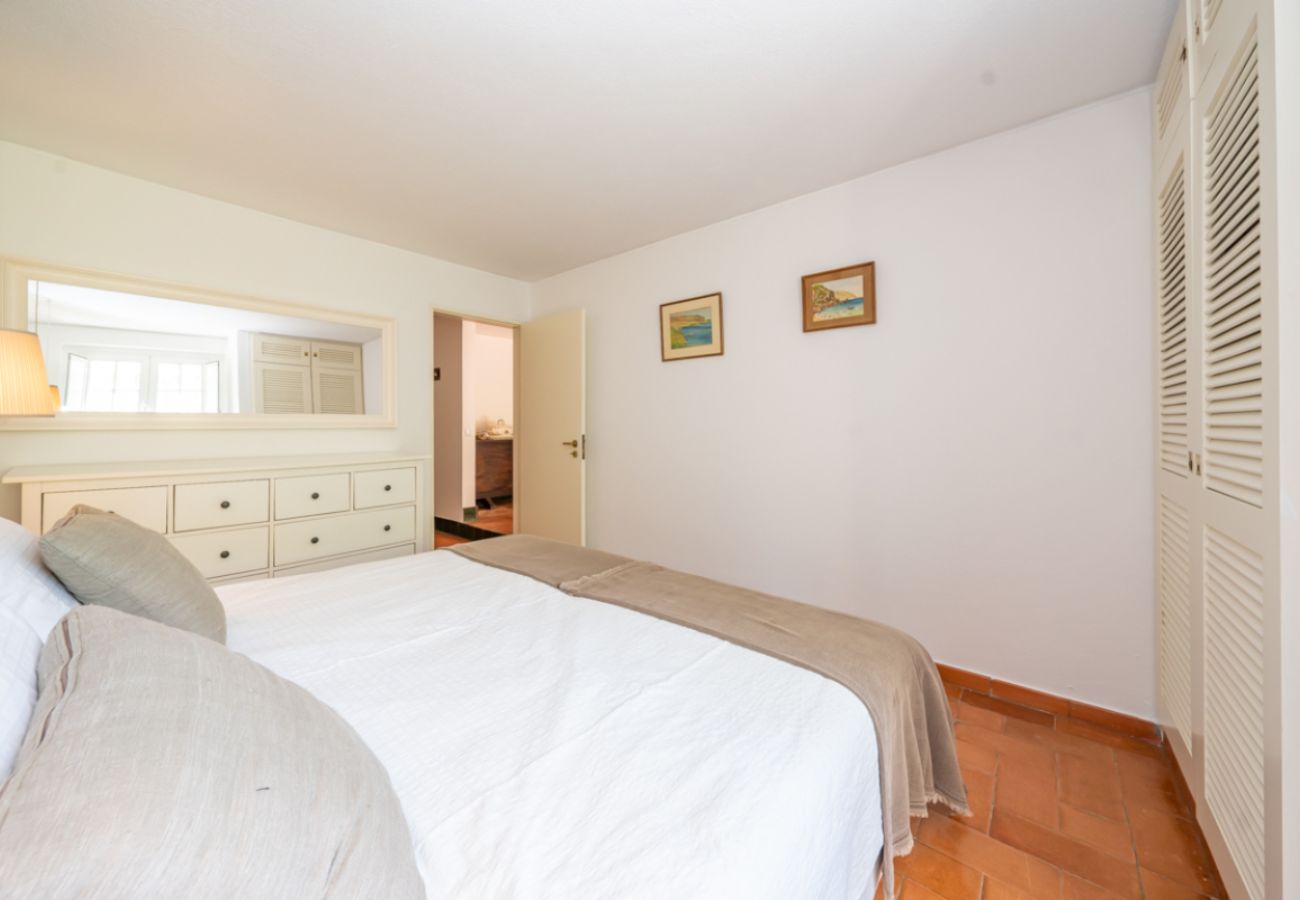 House in Azeitão - Casa d'Aroeira