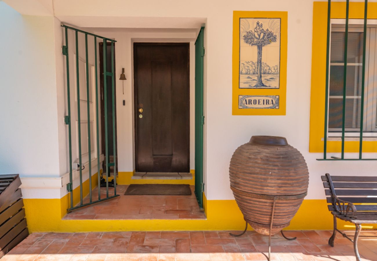 House in Azeitão - Casa d'Aroeira