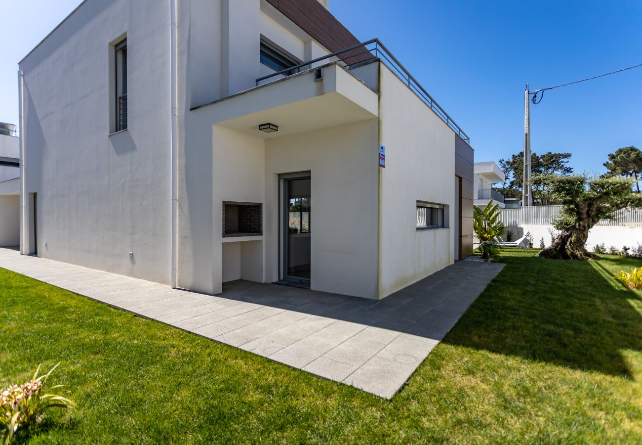 Villa in Charneca de Caparica - Casa Das Olivades