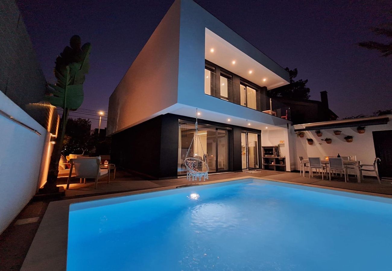 Villa in Charneca de Caparica - Villa Ilda