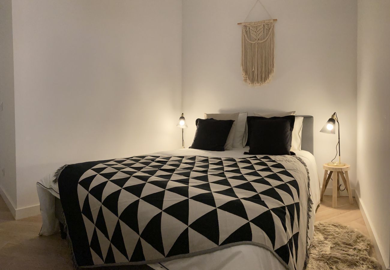 Apartment in Setúbal - Apartamento T2 Centro Historico Setubal