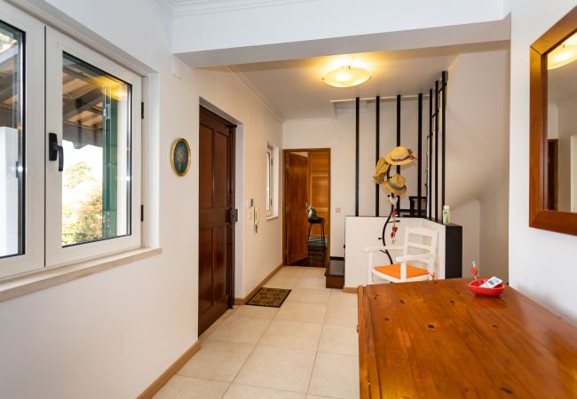 Casa geminada em Sesimbra - Moradia T5 Sesimbra Casa geminada em Sesimbra - Moradia T5 Sesimbra