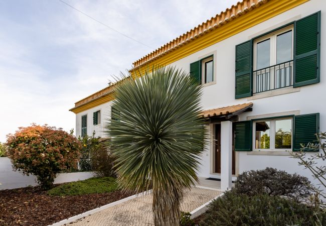 Casa geminada em Sesimbra - Moradia T5 Sesimbra Casa geminada em Sesimbra - Moradia T5 Sesimbra