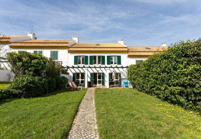 Casa geminada em Sesimbra - Moradia T5 Sesimbra Casa geminada em Sesimbra - Moradia T5 Sesimbra