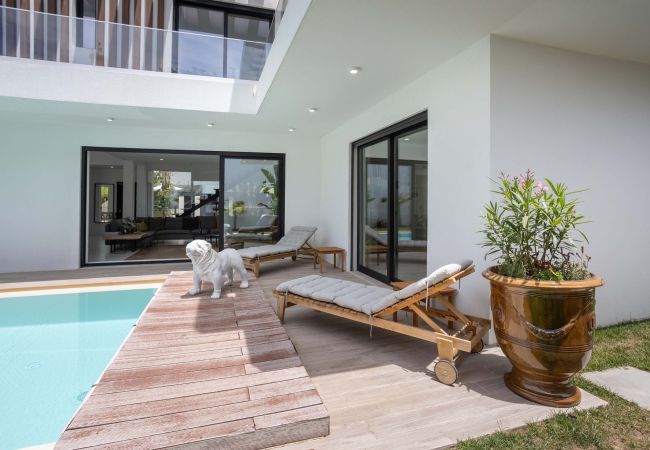 Villa em Aroeira - Villa Glamour Villa em Aroeira - Villa Glamour