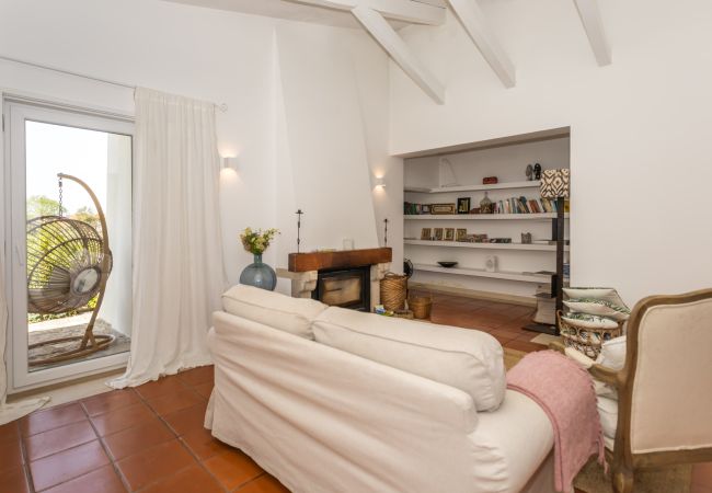 Casa em Azeitão - Quinta dos Pinheiros Mansos - Serra d´Arrábida Casa em Azeitão - Quinta dos Pinheiros Mansos - Serra d´Arrábida