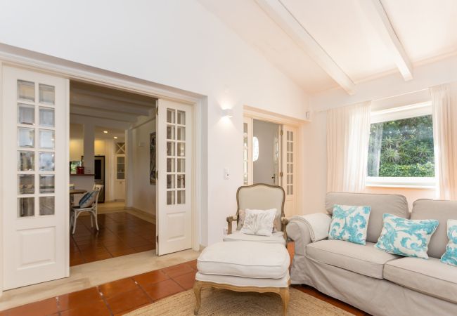 Casa em Azeitão - Quinta dos Pinheiros Mansos - Serra d´Arrábida Casa em Azeitão - Quinta dos Pinheiros Mansos - Serra d´Arrábida