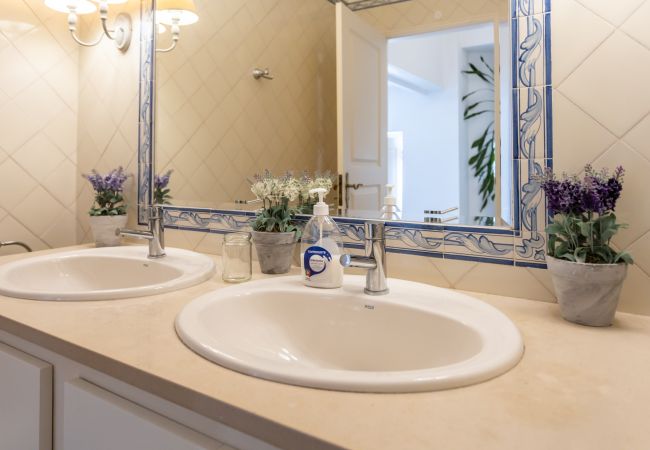 Casa em Azeitão - Quinta dos Pinheiros Mansos - Serra d´Arrábida Casa em Azeitão - Quinta dos Pinheiros Mansos - Serra d´Arrábida