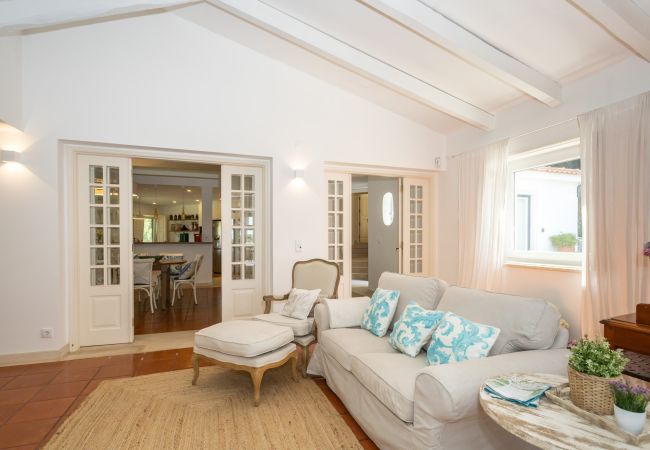 Casa em Azeitão - Quinta dos Pinheiros Mansos - Serra d´Arrábida Casa em Azeitão - Quinta dos Pinheiros Mansos - Serra d´Arrábida