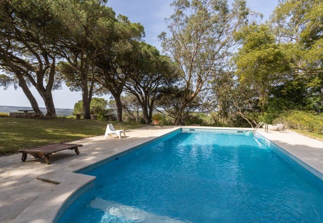 Casa em Azeitão - Quinta dos Pinheiros Mansos - Serra d´Arrábida Casa em Azeitão - Quinta dos Pinheiros Mansos - Serra d´Arrábida