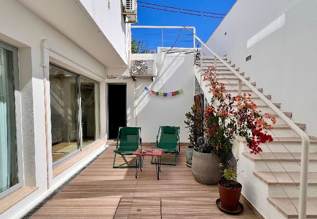 Villa em Azeitão - Da Serra Guest House / Serra da Arrábida Villa em Azeitão - Da Serra Guest House / Serra da Arrábida