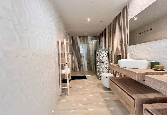 Villa em Azeitão - Da Serra Guest House / Serra da Arrábida Villa em Azeitão - Da Serra Guest House / Serra da Arrábida