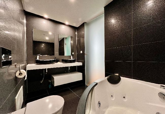 Villa em Azeitão - Da Serra Guest House / Serra da Arrábida Villa em Azeitão - Da Serra Guest House / Serra da Arrábida