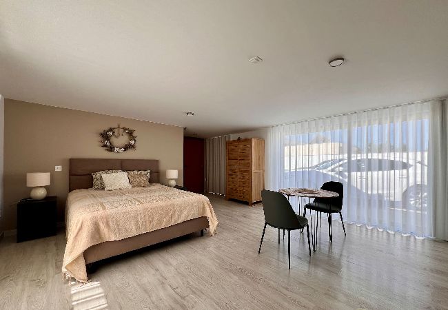 Villa em Azeitão - Da Serra Guest House / Serra da Arrábida Villa em Azeitão - Da Serra Guest House / Serra da Arrábida