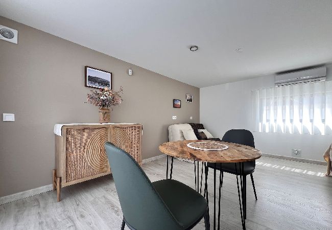 Villa em Azeitão - Da Serra Guest House / Serra da Arrábida Villa em Azeitão - Da Serra Guest House / Serra da Arrábida