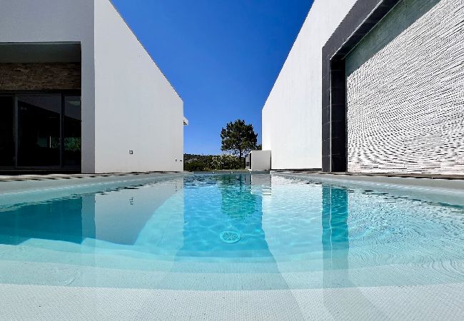 Villa em Azeitão - Da Serra Guest House / Serra da Arrábida Villa em Azeitão - Da Serra Guest House / Serra da Arrábida