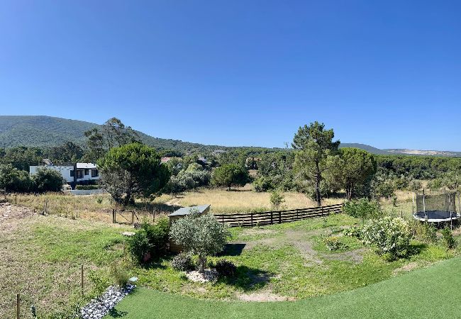 Villa em Azeitão - Da Serra Guest House / Serra da Arrábida Villa em Azeitão - Da Serra Guest House / Serra da Arrábida