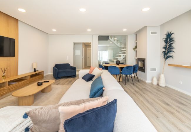 Casa geminada em Fernão Ferro - Casa Catalina Casa geminada em Fernão Ferro - Casa Catalina