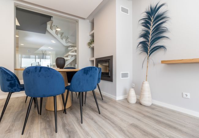 Casa geminada em Fernão Ferro - Casa Catalina Casa geminada em Fernão Ferro - Casa Catalina