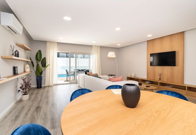 Casa geminada em Fernão Ferro - Casa Catalina Casa geminada em Fernão Ferro - Casa Catalina