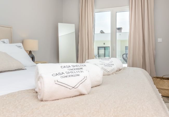 Casa geminada em Fernão Ferro - Casa Catalina Casa geminada em Fernão Ferro - Casa Catalina