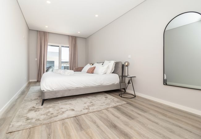 Casa geminada em Fernão Ferro - Casa Catalina Casa geminada em Fernão Ferro - Casa Catalina