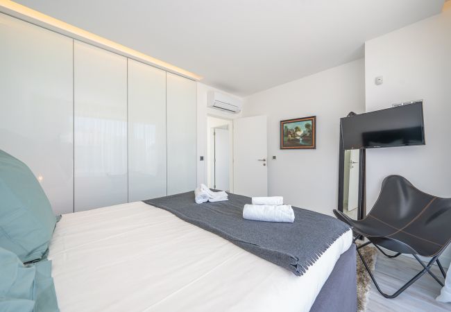 Casa em Aroeira - Casa Nilo Design - Villa avec piscine près des pla Casa em Aroeira - Casa Nilo Design - Villa avec piscine près des pla