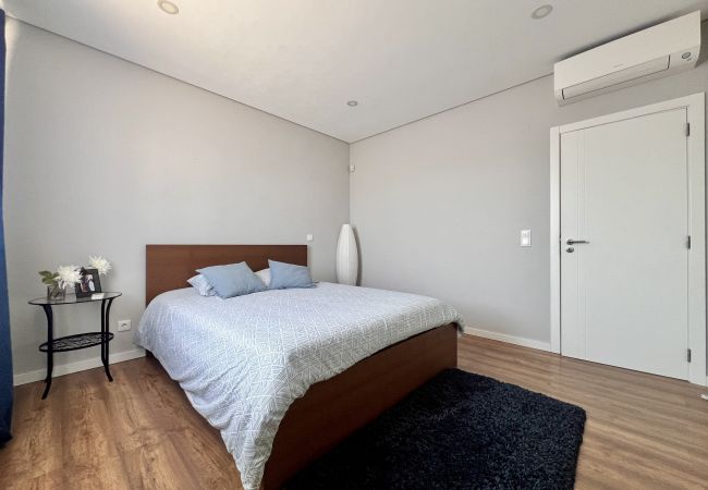 Casa geminada em Fernão Ferro - Casa Giumeni Casa geminada em Fernão Ferro - Casa Giumeni