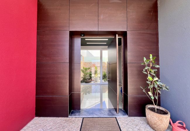 Casa geminada em Fernão Ferro - Casa Giumeni Casa geminada em Fernão Ferro - Casa Giumeni