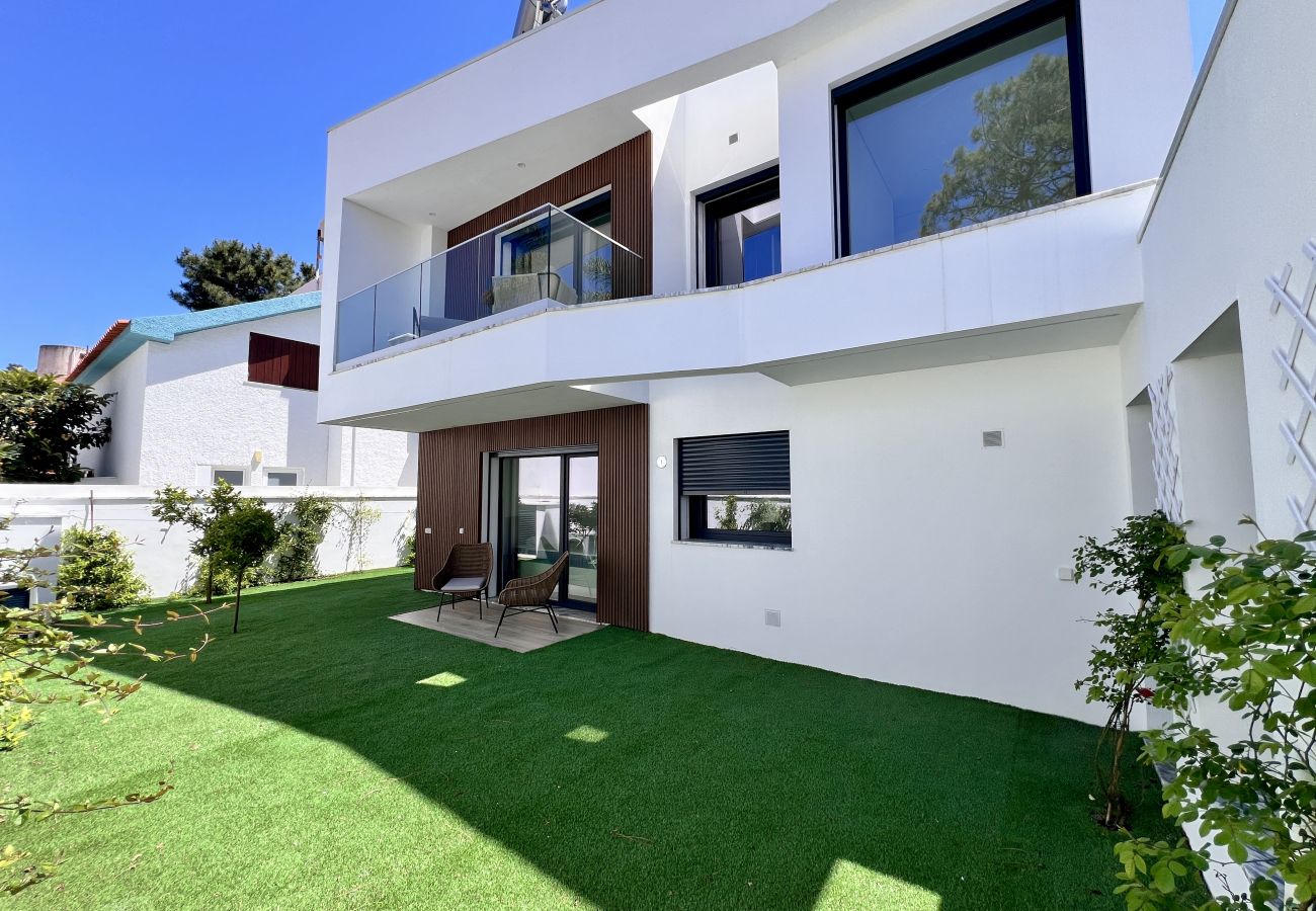 Villa em Aroeira - Villa Das Hortensias
