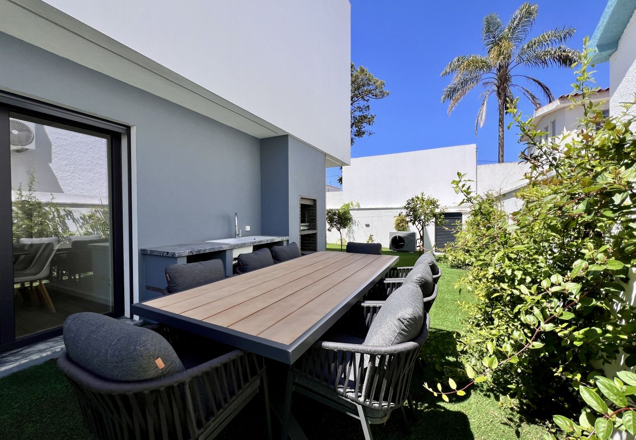 Villa em Aroeira - Villa Das Hortensias