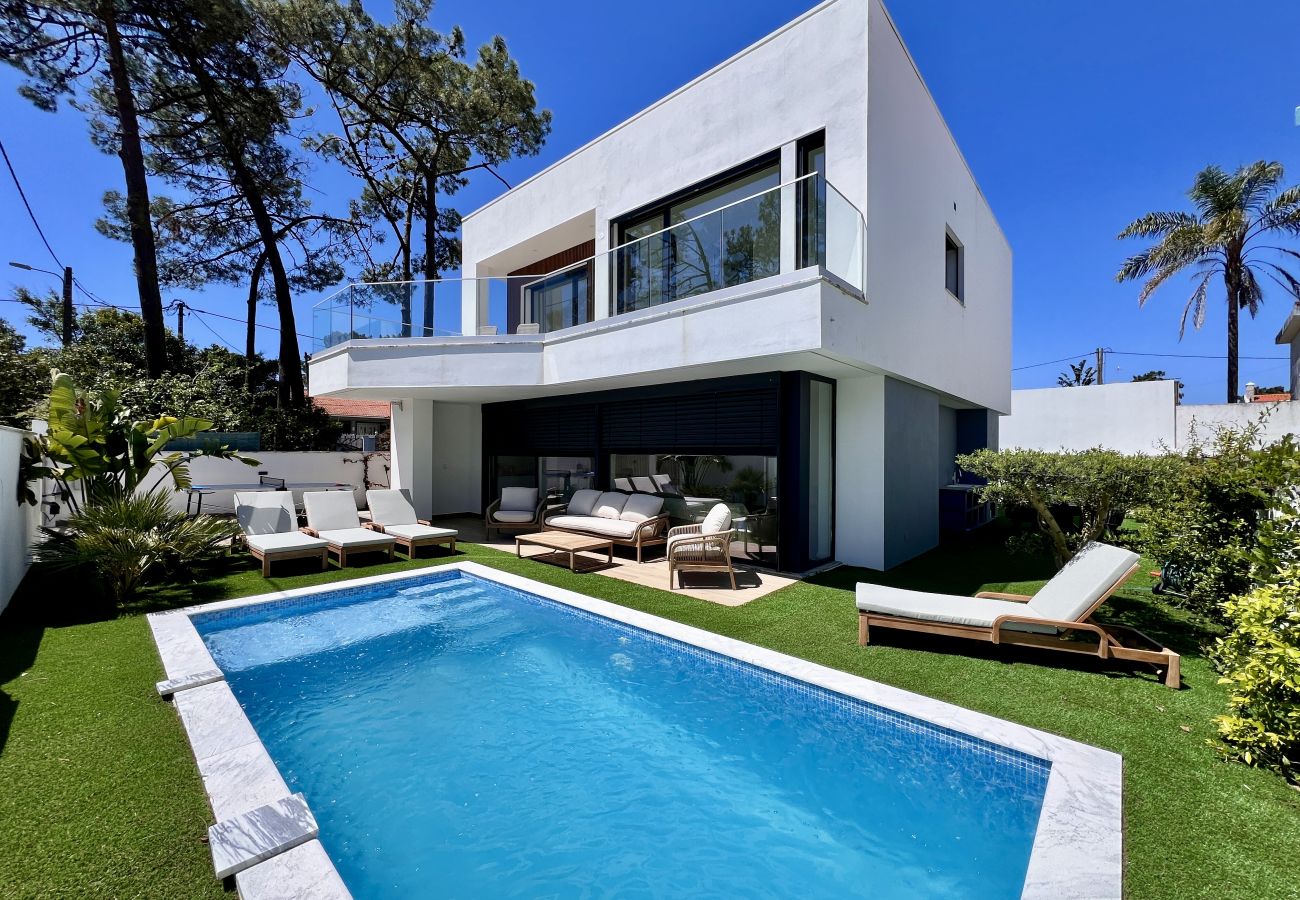 Villa em Aroeira - Villa Das Hortensias