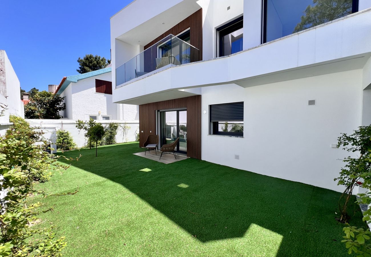 Villa em Aroeira - Villa Das Hortensias