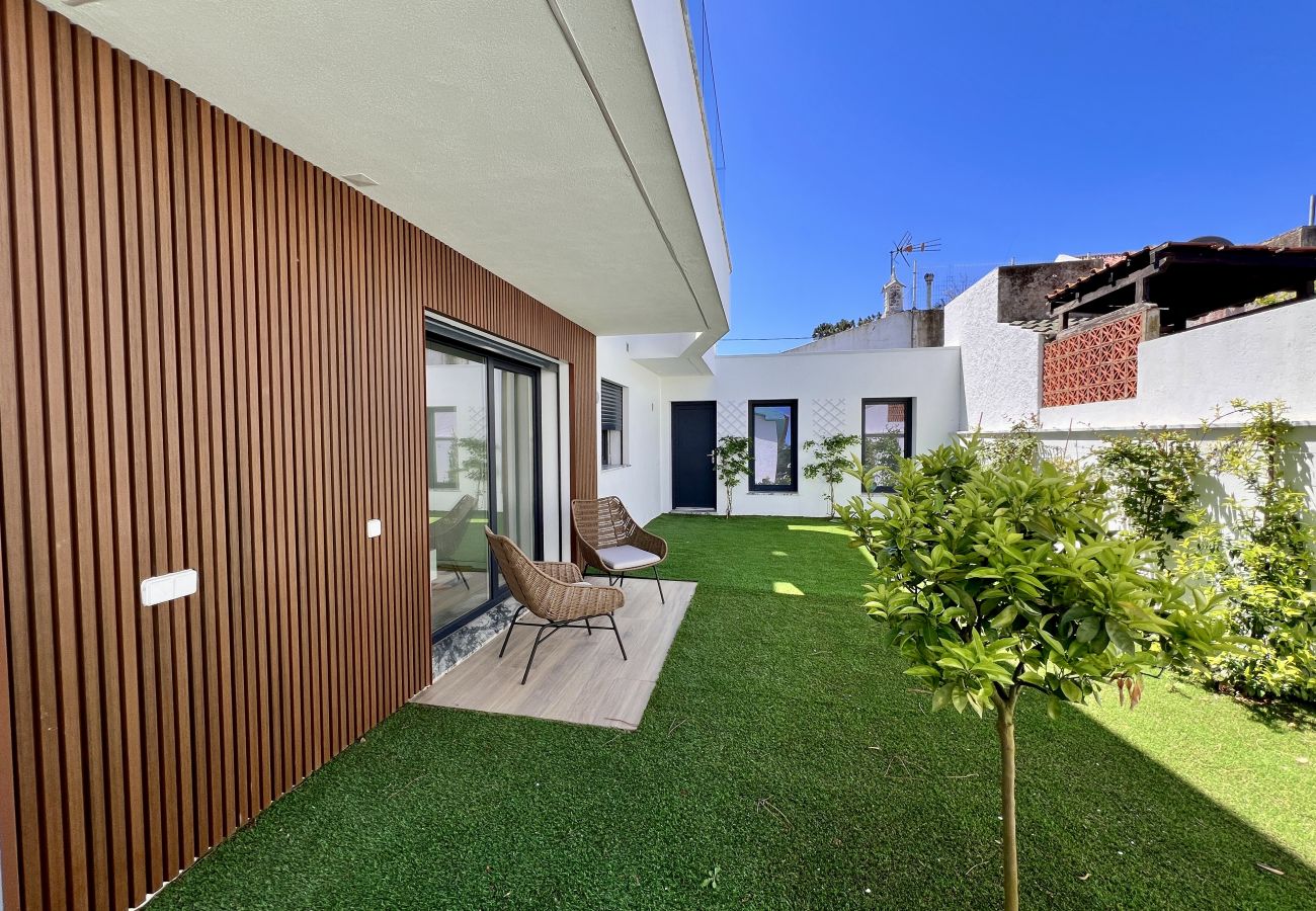 Villa em Aroeira - Villa Das Hortensias