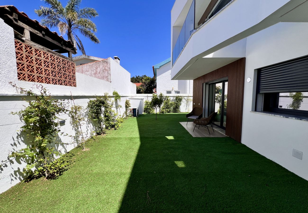 Villa em Aroeira - Villa Das Hortensias