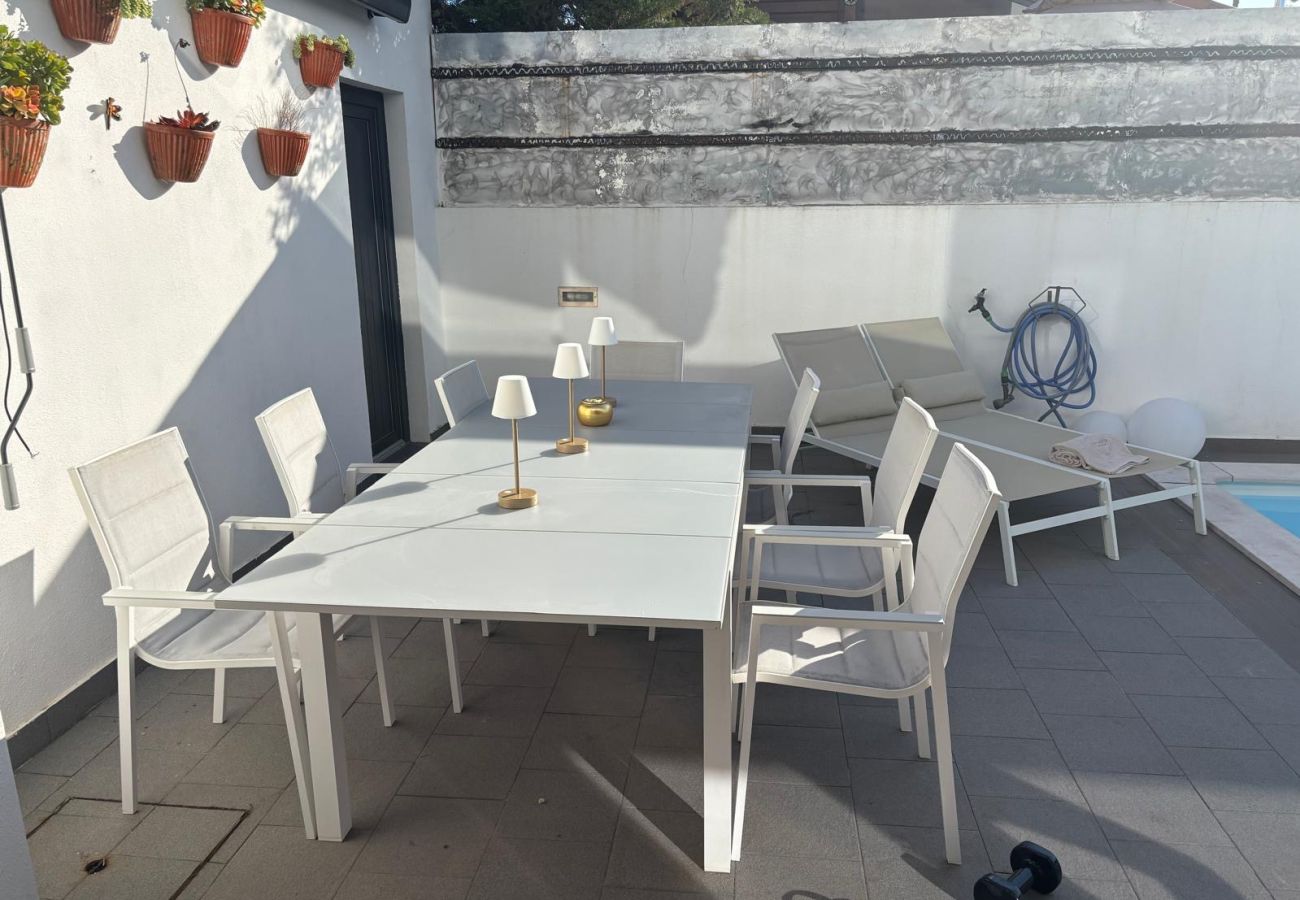 Villa em Charneca de Caparica - Villa Ilda