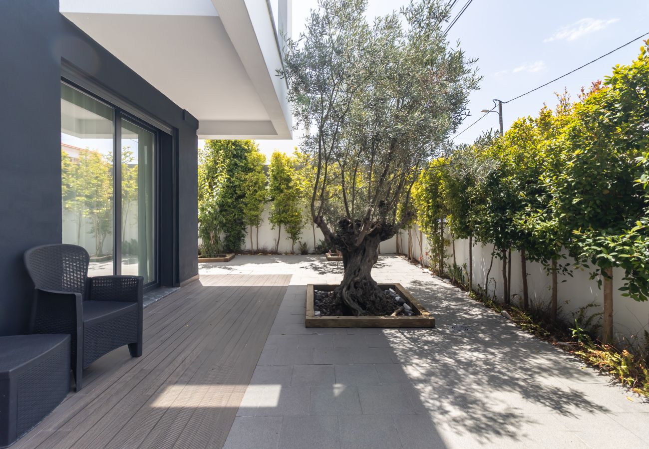Villa em Charneca de Caparica - Villa Ilda