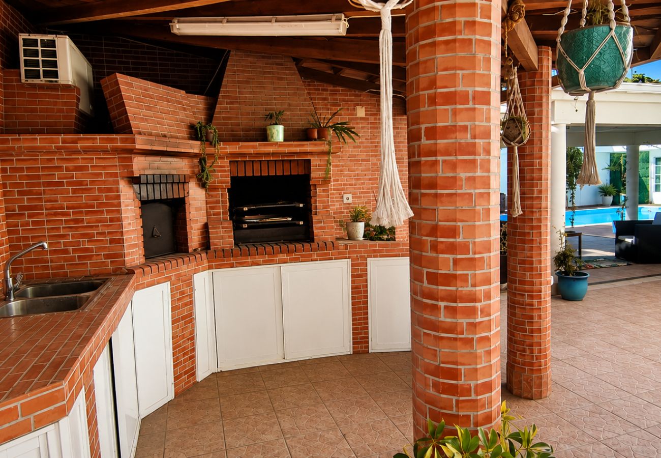 Villa em Charneca de Caparica - Villa Magali
