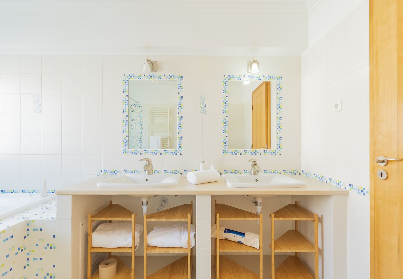 Maison à Azeitão - Moradia T5 Casas de Azeitão Maison à Azeitão - Moradia T5 Casas de Azeitão