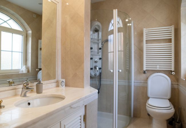 Maison à Aroeira - Moradia T5 Herdade Aroeira Maison à Aroeira - Moradia T5 Herdade Aroeira